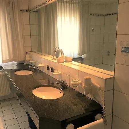 Wittlicher Hof فندق 3*